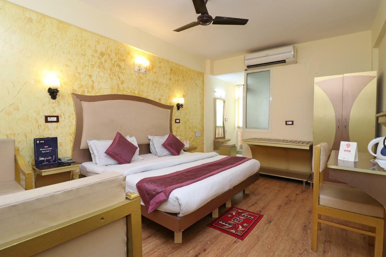 Oyo 1822 Hotel Ambassador Dehradun Exterior foto